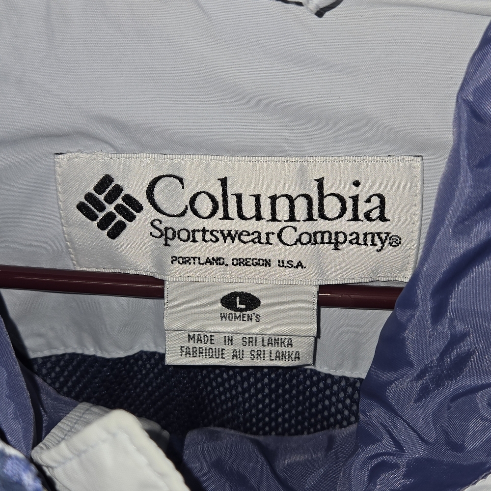 Lightweight Hooded Jacket - Picture 5 of 5